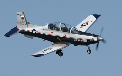 Samolot szkolno-treningowy T-6A Texan II amerykańskiego lotnictwa wojskowego. Fot./US Air Force/Don 