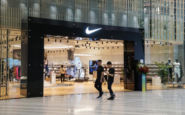 Wpadka Nike na 4 lipca. Na butach pojawiła się ulubiona flaga nazistów