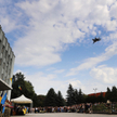 Dwa myśliwce MiG-29 pojawiły się na niebie podczas uroczystości pogrzebowych Oleksija Mesa, pilota z