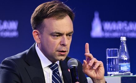Minister finansów i gospodarki Andrzej Domański podczas panelu "Securing Europes Economy for a Fragm