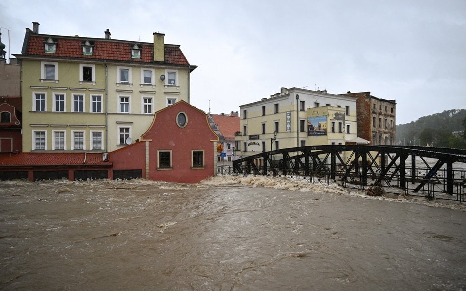 Zalane centrum Kłodzka. Zdjęcie archiwalne z 15 września 2024 r.