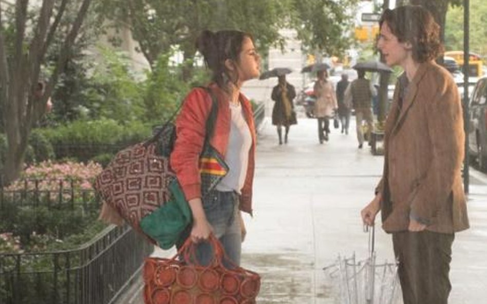 Selena Gomez i Timothée Chalamet w filmie Woody’ego Allena