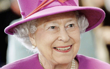Elżbieta II coraz wyżej w rankingu najdłużej panujących