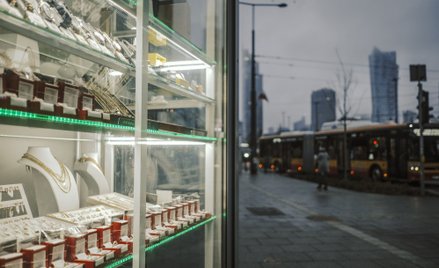 GUS: konsumenci znów w nieco lepszych nastrojach