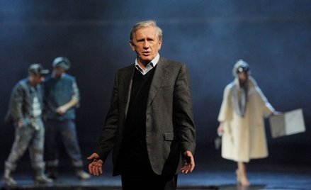 Jan Englert. Trafne intuicje symetrysty