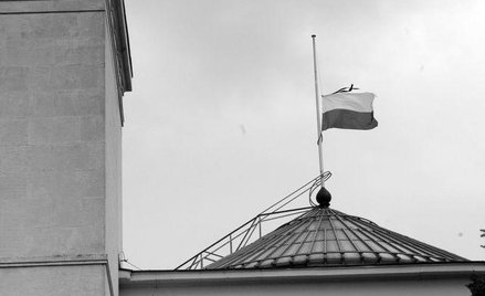 Żałoba narodowa przedłużona