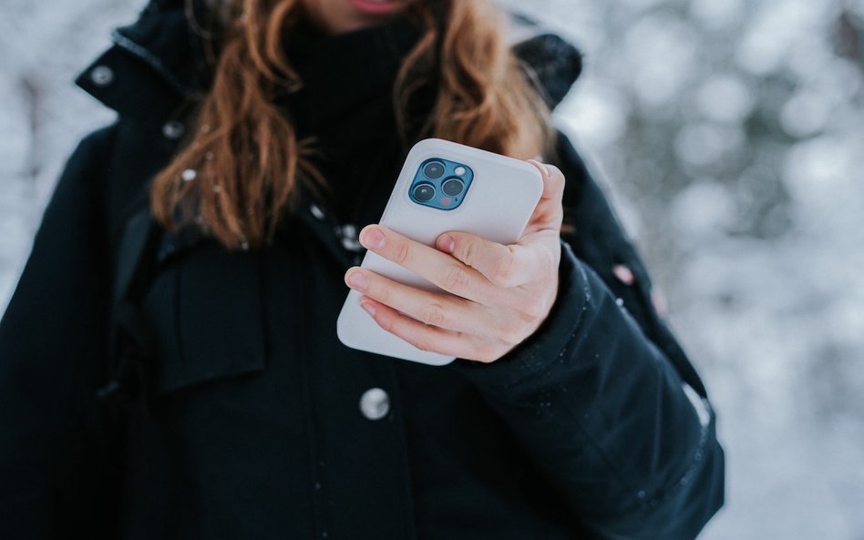 Z badań wynika, że przedstawiciele generacji Z są dużo bardziej wierni telefonom iPhone niż np. star