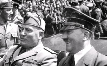 Mussolini gardził Hitlerem aż do swej podróży do Niemiec w maju 1938 r. Historyk Paolo Monelli uważa