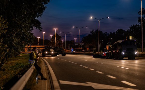Nocna próba lądowa zgromadziła imponujące siły
