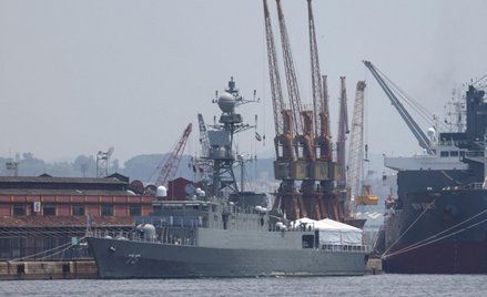 Fregata IRIS Dena, zdjęcie archiwalne