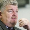 — Zgodnie z zawartym ze związkami zawodowymi porozumieniem do marca 2010 r. zwolnimy maksymalnie 450