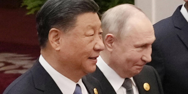 Władimir Putin przybył do Pekinu. Rosja chce umocnić partnerstwo z Chinami
