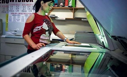 Importerzy kserokopiarek muszą wnosić specjalną opłatę: od 1 do 3 proc. wartości każdego sprzedanego