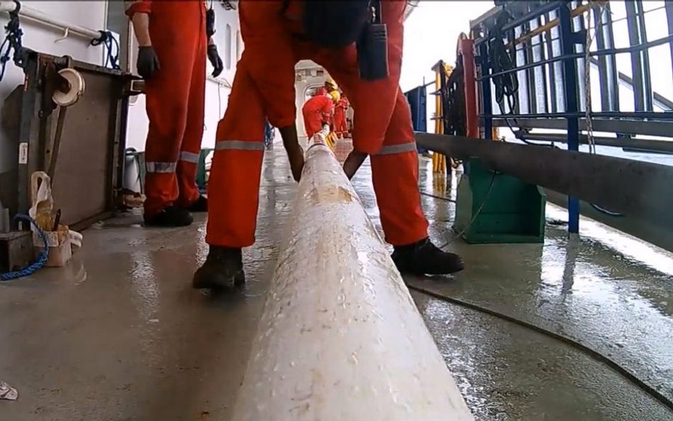 Wiertłem w dno, czyli tajemnice oceanu