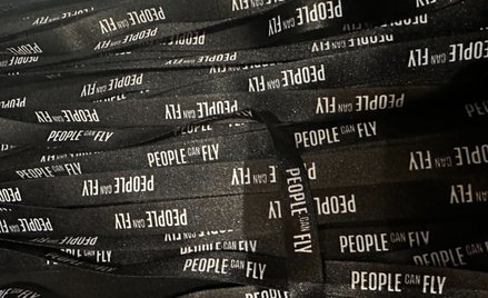 PCF robi emisję akcji. Kurs mocno w dół