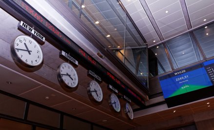 Lekki powiew optymizmu na koniec tygodnia na GPW
