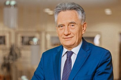 Piotr Woźniak prezes PGNiG Notowania gazowego koncernu od zeszłego roku utrzymują się na stosunkowo 