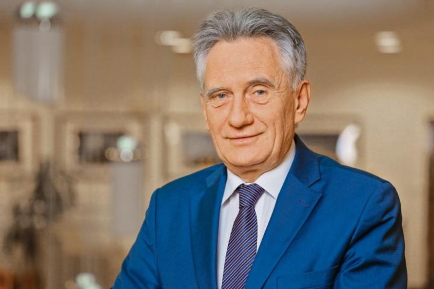 Piotr Woźniak prezes PGNiG Notowania gazowego koncernu od zeszłego roku utrzymują się na stosunkowo 