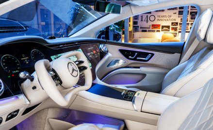 Mercedes EQS