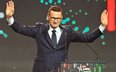 Mateusz Morawiecki, który miał być bardziej europejską twarzą PiS, pojechał do Budapesztu na zjazd a