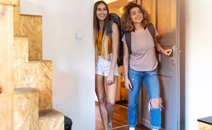 Turyści zostaną zwolnieni z przykrych obowiązków narzucanych przez wynajmujących noclegi w Airbnb