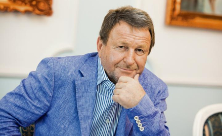 Szef rady nadzorczej J.W. Construction Józef Wojciechowski jest blisko progu 90 proc. udziałów, pozw