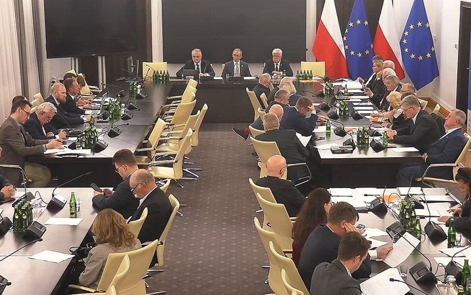 Aż trzy komisje senackie obradowały na temat najmu krótkoterminowego