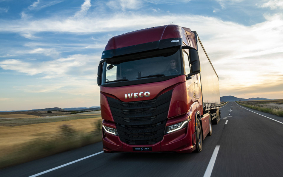 Nowe Iveco S-Way: Cyfrowy, komfortowi i ekologiczny