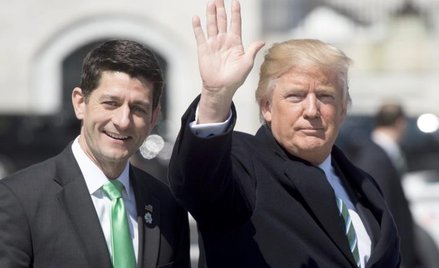 Prezydent Donald Trump i kongresmen Paul Ryan jeszcze jako polityczni sojusznicy.