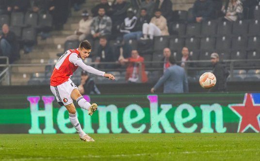 Sebastian Szymański