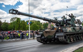 W Warszawie trwają przygotowania do defilady wojskowej. Główne uroczystości zaplanowano na 15 sierpn