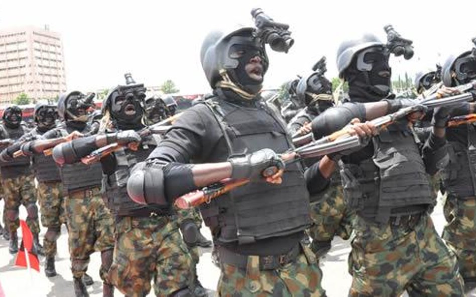 żołnierze oddziału Nigerian Rangers