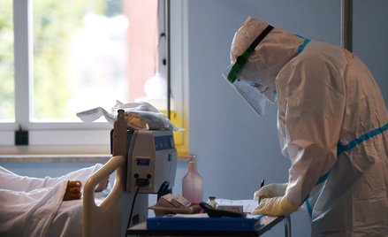 PILNE. Koronawirus w Polsce: Nowe dane o liczbie zajętych respiratorów. Znów wzrost