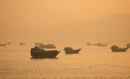 Widok na Cieśninę Ormuz z Musandam w Omanie