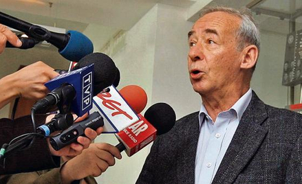 Obecnie szefem Kolegium IPN jest rekomendowany przez Platformę Obywatelską Andrzej Paczkowski
