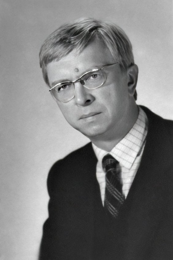 Dr Maksymilian Skotnicki (1937–2007) – geograf, afrykanista, redaktor naczelny „Miscellanea Geograph