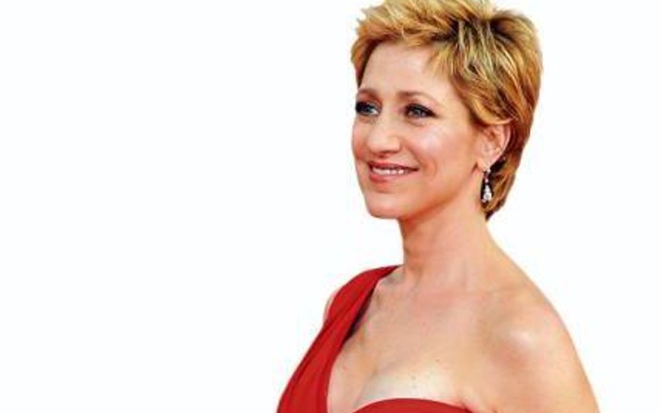 Edie Falco jako serialowa siostra Jackie