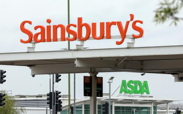 Fuzja Sainsbury's i Asda może oznaczać zamknięcie setek sklepów
