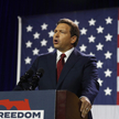 Ron DeSantis ponownie został wybrany na gubernatora Florydy, zdobywając w swoim stanie 59,4 proc. gł