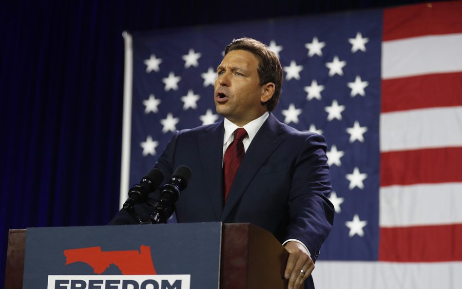 Ron DeSantis ponownie został wybrany na gubernatora Florydy, zdobywając w swoim stanie 59,4 proc. gł