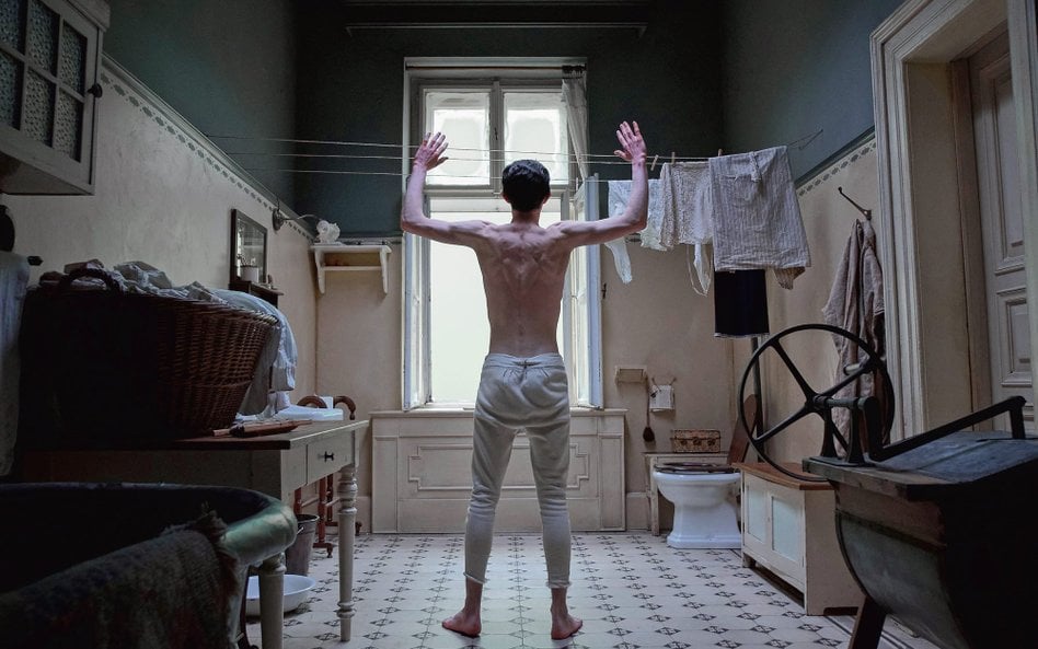 „Franz Kafka” już w naszych kinach. Film znalazł się również w konkursie głównym festiwalu EnergaCAM