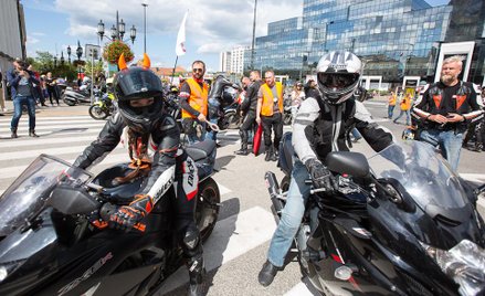 Warszawscy motocykliści chcą jeździć buspasami