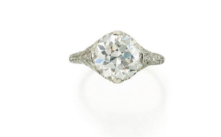Pierścionek z diamentem (3.13 karatów) - 25-35 tys. euro