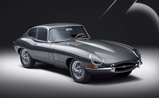Jaguar E-Type budowany w latach 1961 - 1975