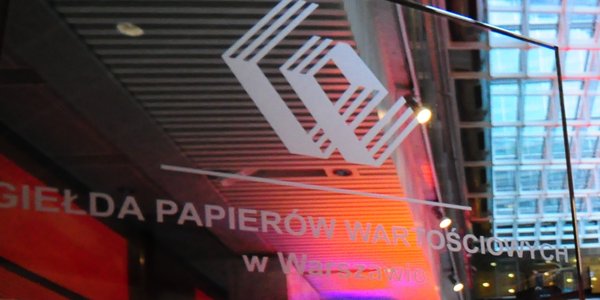 Piątek na GPW dla niedźwiedzi, ale Warszawa wciąż bez wyraźnego kierunku