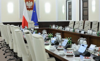 Sala przed posiedzeniem rządu w Kancelarii Prezesa Rady Ministrów w Warszawie