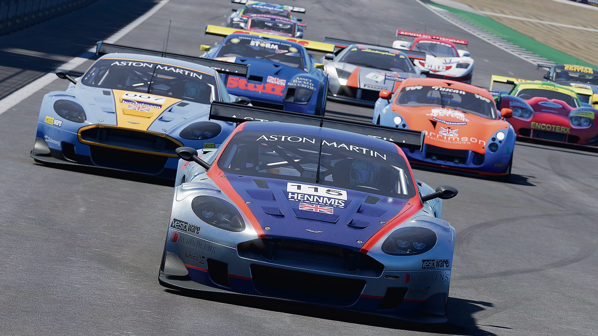 „Project Motor Racing” – frajda za kierownicą, frustracja w menu