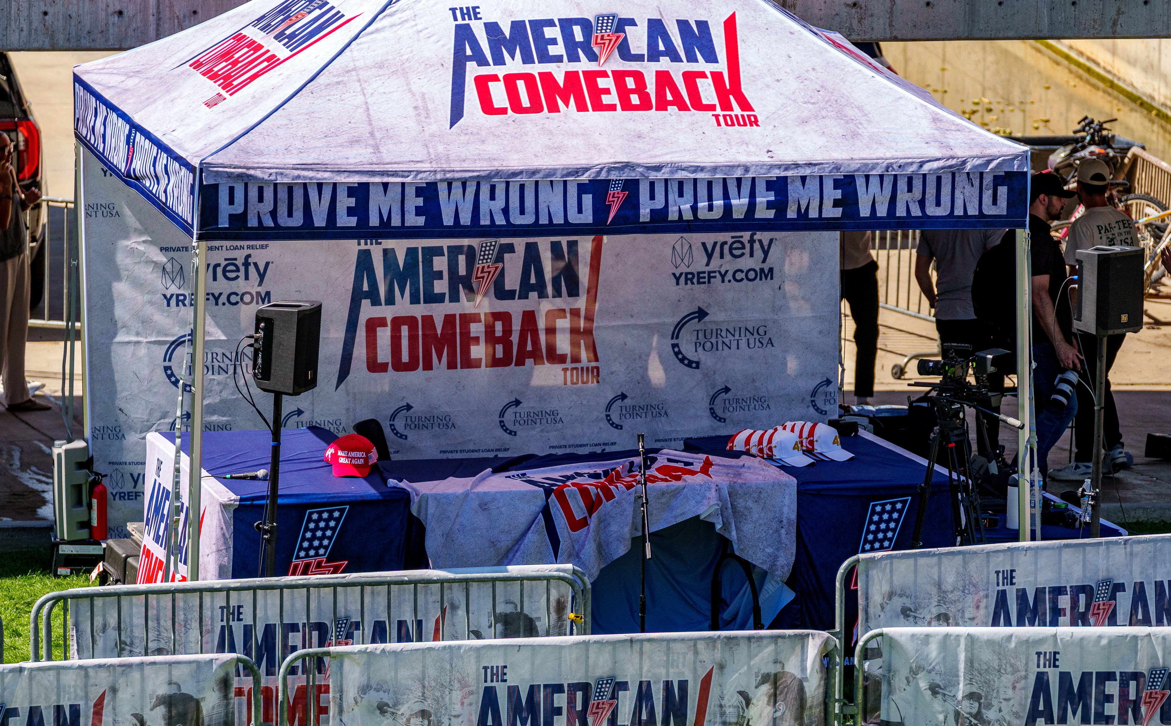 Zamach na uniwersytecie w Utah. Ofiarą strzelca padł Charlie Kirk, znany zwolennik Donalda Trumpa