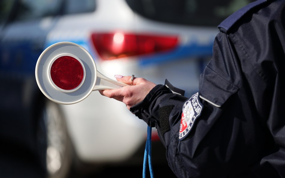 Ustawa zaostrza sankcje karne za rażąco niebezpieczną, brawurową jazdę, prowadzenie pojazdów pod wpł