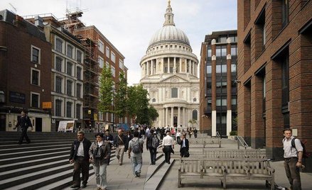 Internetowa grupa wybiera się na giełdę